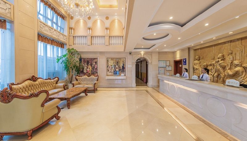 Hal - ). Vienna SanHao Hotel (Hubei Yichang Wanda Three Gorges Tourist Center Hotel Wanda