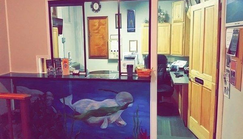Hall - INTOWN SUITES SUGARLAND