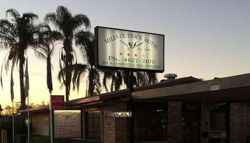 Vista esterna - MILES OUTBACK MOTEL