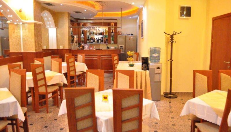Bar - HOTEL VILLA MAKI