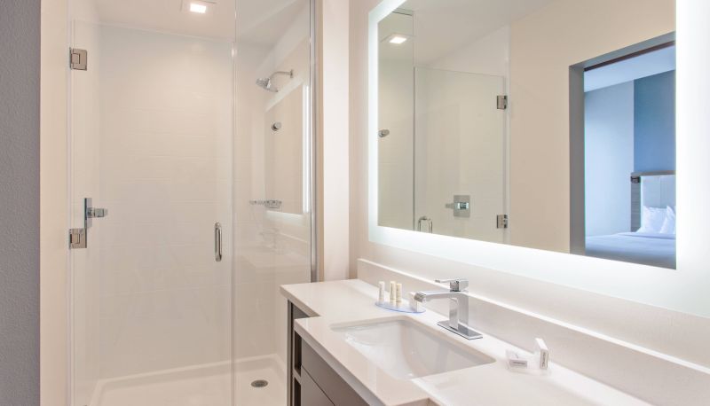 Room - SpringHill Suites by Marriott Huntington Beach Orange County