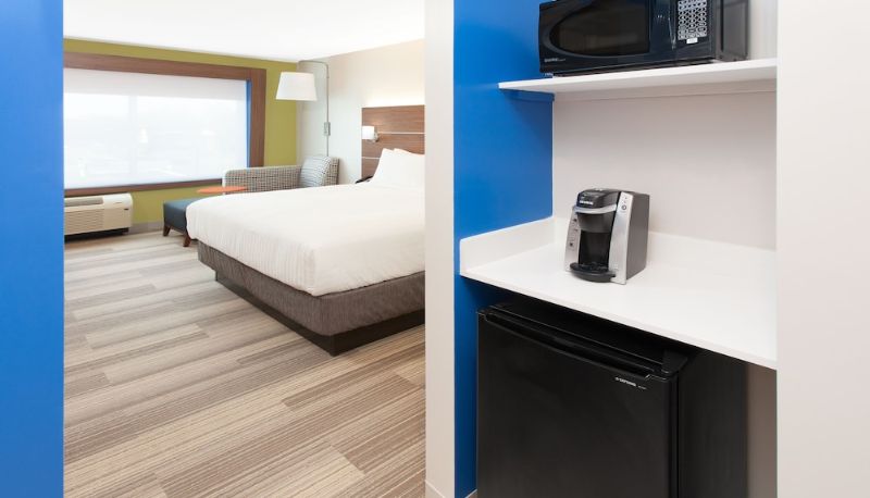 Standart oda - Holiday Inn Express & Suites STERLING HEIGHTS-DETROIT AREA by IHG