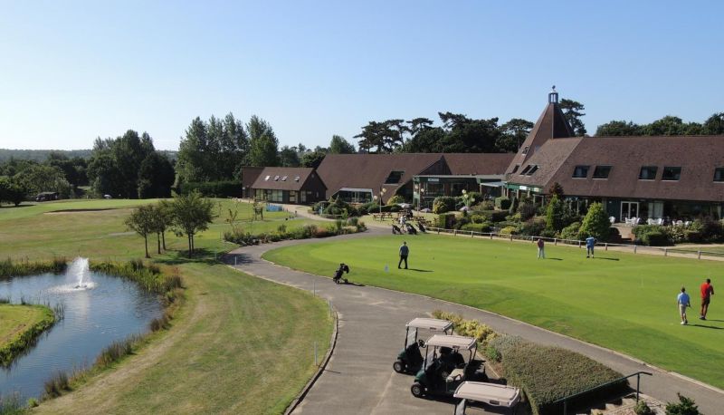 Widok na zewnątrz - Ufford Park Resort