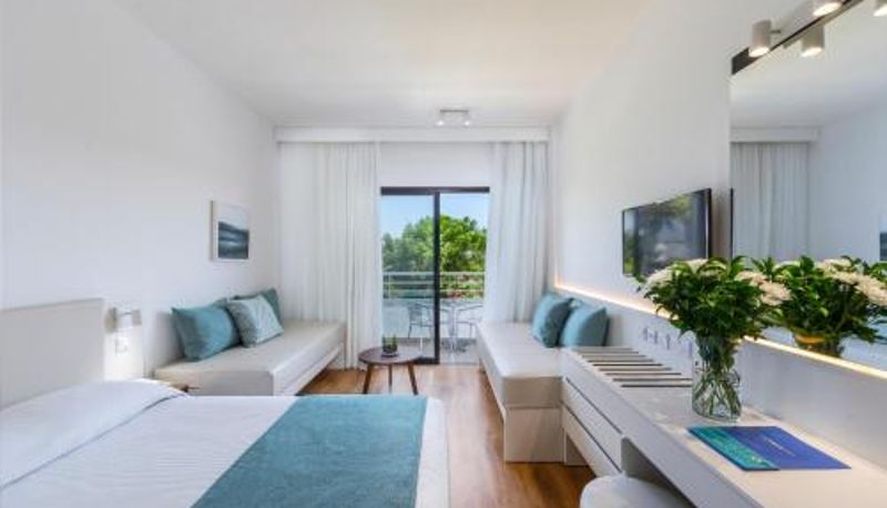 Dreibettzimmer - Louis Phaethon Beach