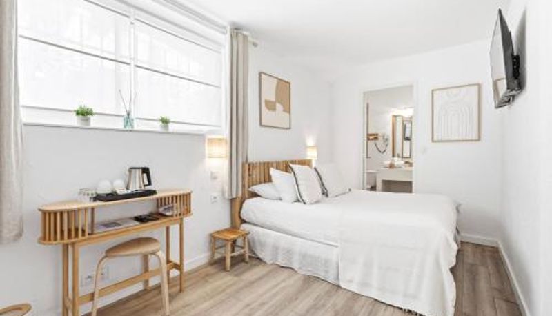 Quarto - Villa Claudia Hotel Cannes Centre - Parking