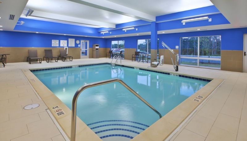 Pool - Holiday Inn Express & Suites SOUTH HILL by IHG