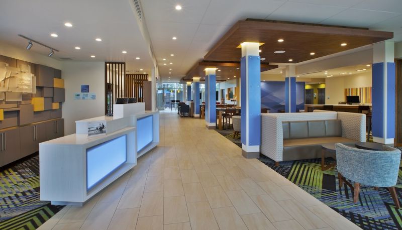 Lobby - Holiday Inn Express & Suites SOUTH HILL by IHG