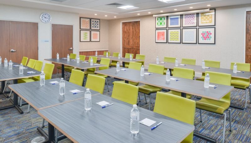Sala riunioni - Holiday Inn Express & Suites CHADRON by IHG