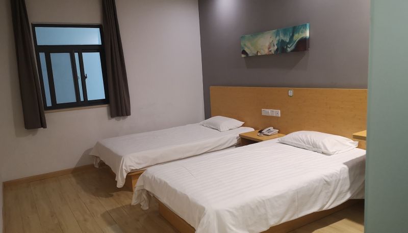Camera - Haiyou Wuhan Hankou Railway Station Plaza Hotel Hankou Railway Station