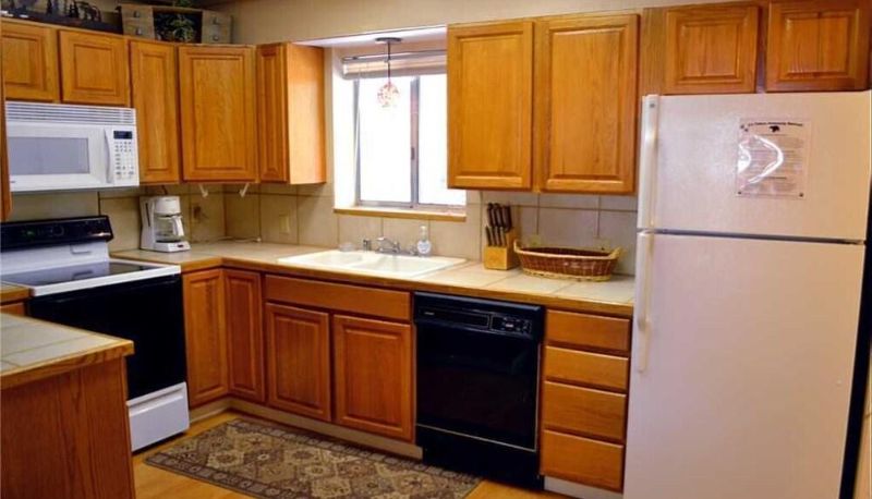 Appartement - 1200 #42 - 2 Br Condo