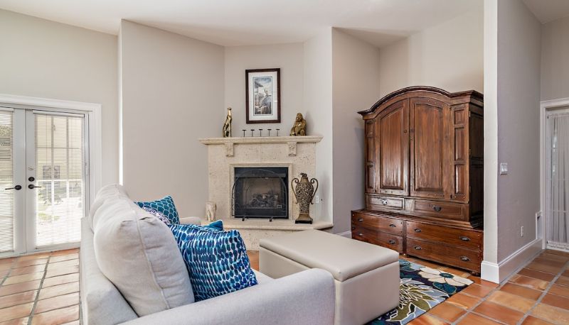 Apartment - Grandview Gardens