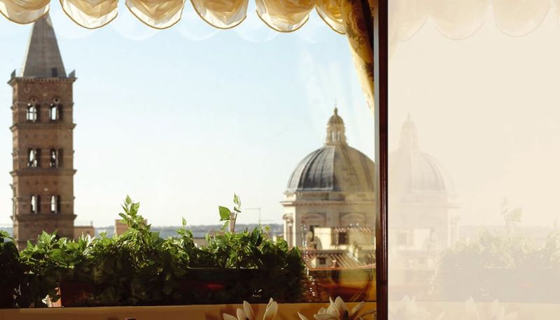 Info - Champagne Palace Hotel