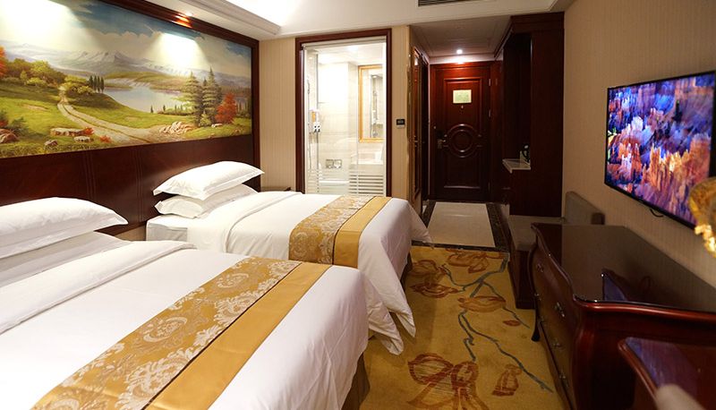 Room - Vienna International Hotel Shanghai Pudong Airport Free Trade Zone