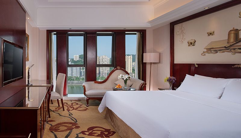 Exterior view - Vienna International Hotel  Sichuan Bazhong Dadong Chinese only