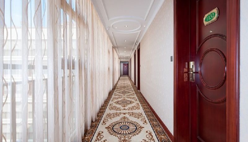 Vista esterna - Vienna International Hotel  Guangdong Heyuan Agile Chinese only