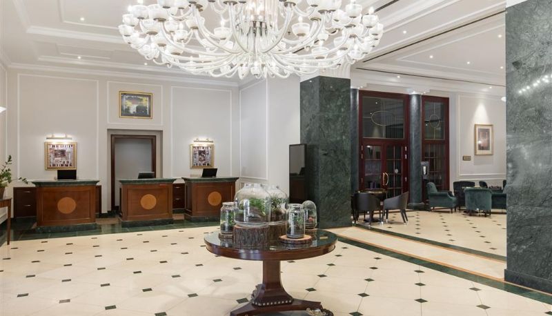 Hall - RADISSON BLU CARLTON BTS