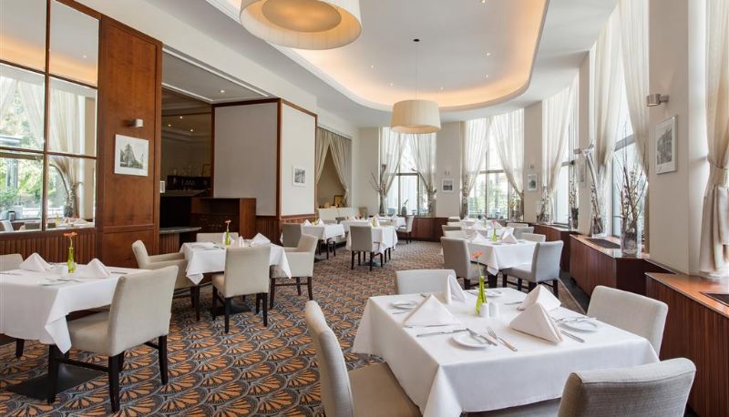 Restaurant - RADISSON BLU CARLTON BTS