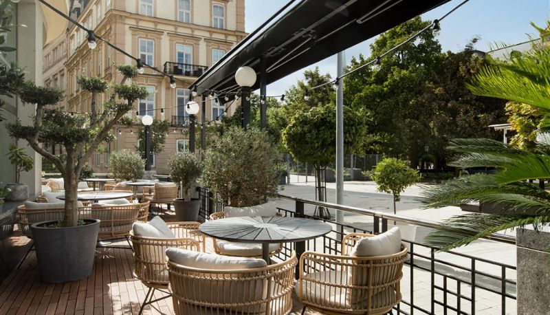 Restaurant - RADISSON BLU CARLTON BTS