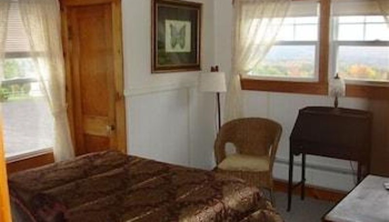 Standardzimmer - Notch View Inn
