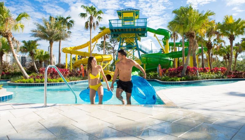 Pool - The Grove Resort & Water Park Orlando