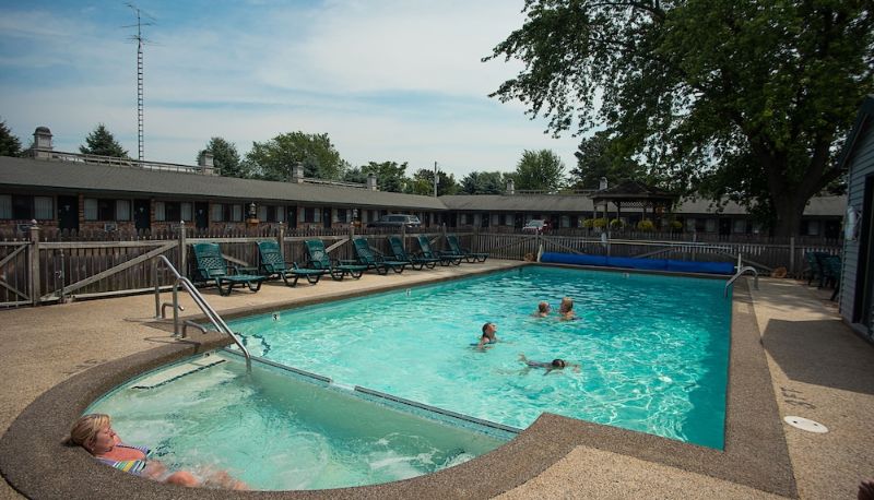 Pool - Viking Arms Inn
