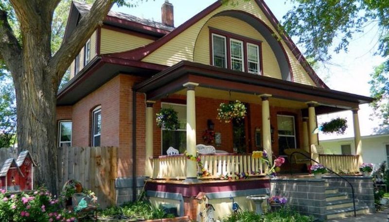 Info - 3rd Street Nest Bed & Breakfast