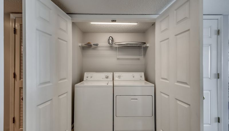 Info - Ashworth by Condo-World