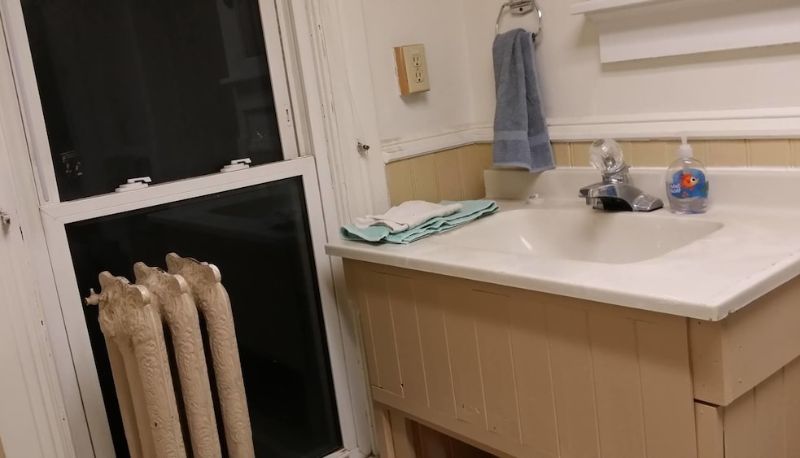 Apartment - Downes Manor