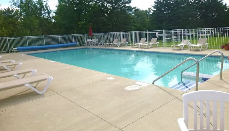 Pool - Settlement Inn & Lavender Spa