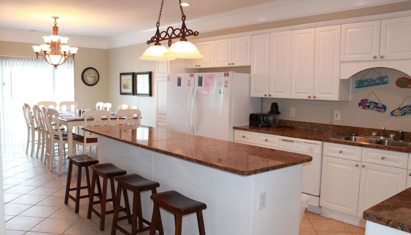 Apartament - Bermuda Breeze C Holiday Home 8 bedroom By Affordable Large Properties