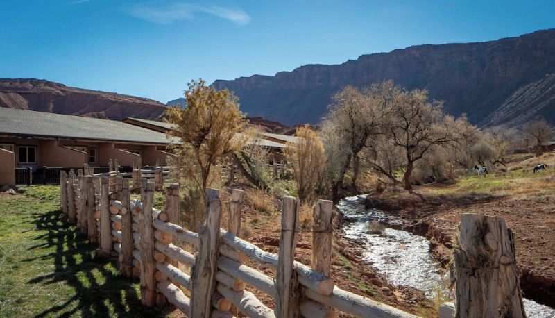 Suite - Red Cliffs Lodge Moab