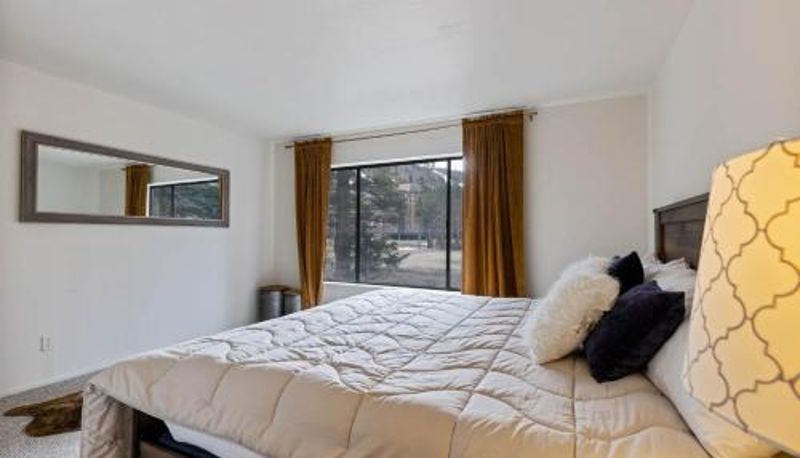 Standart oda - Luxurious 2 Bedroom Base Camp Condo - Steps from Kirkwood Village condo