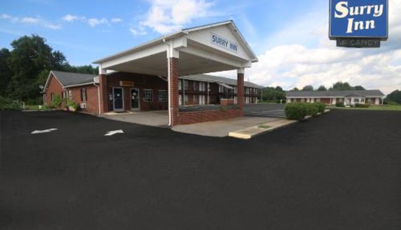 インフォメーションセンター - Surry Inn - Dobson - I-77 - Exit 93