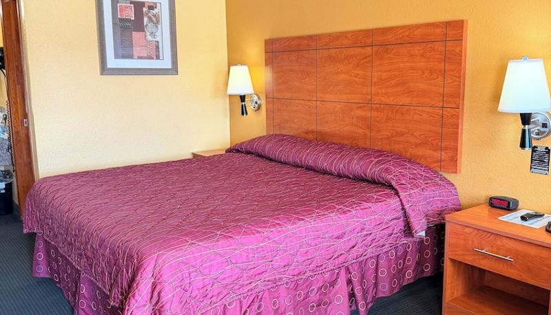 Standart oda - Royal Inn Pearsall