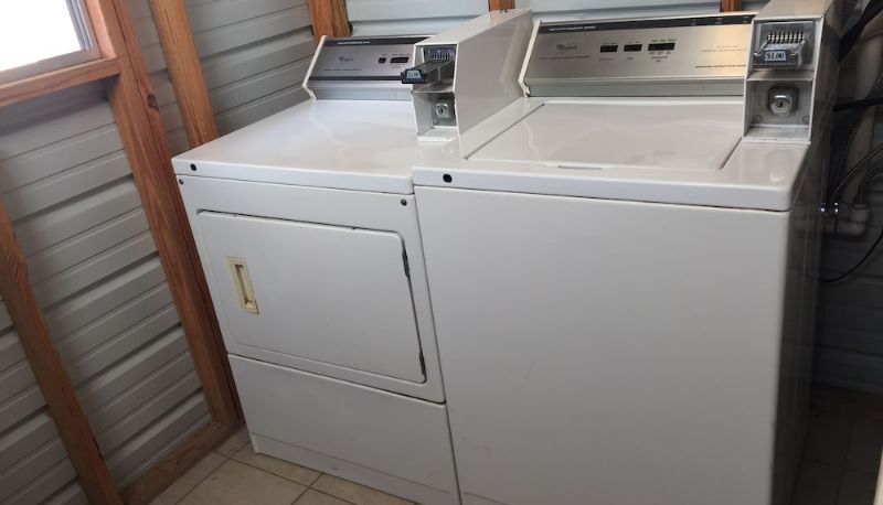 Bilgi - Royal Inn Pearsall