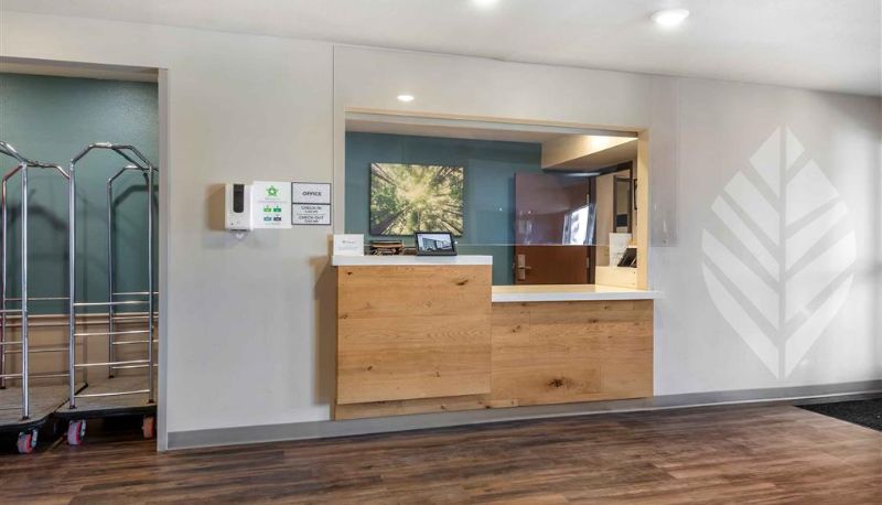 Hall - Extended Stay America Select Suites - Pittsburgh - Cranberry