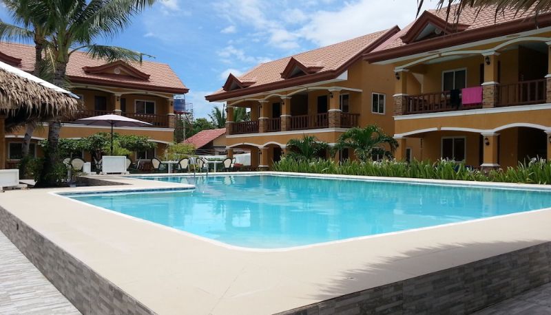 Pool - Slam's Garden Dive Resort