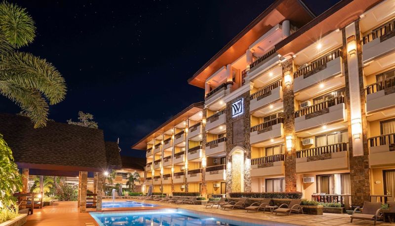 Havuz - Coron Westown Resort