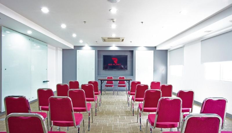 Meetingzimmer - Red Planet Palembang