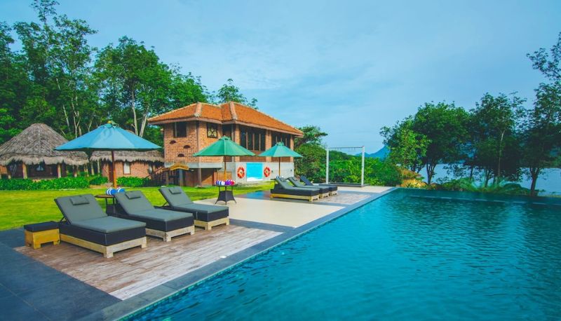 Piscina - Anantya By The Lake