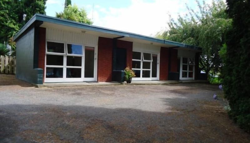 Info - Park Lodge Motel