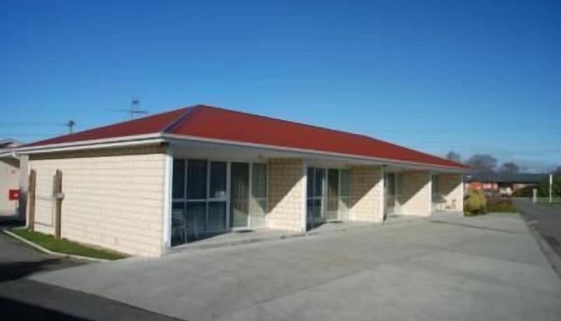 Info - Charlton Motel