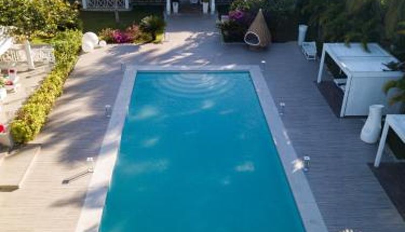 Piscina - TRACADERO Beach Club & Holidays Rentals