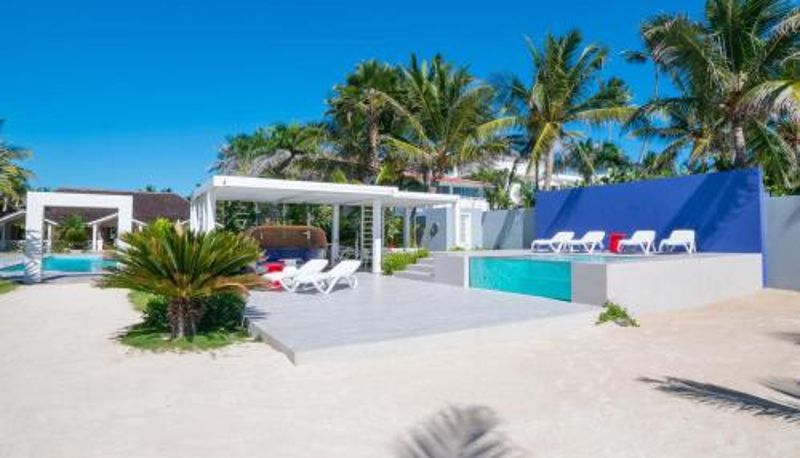 Piscina - TRACADERO Beach Club & Holidays Rentals