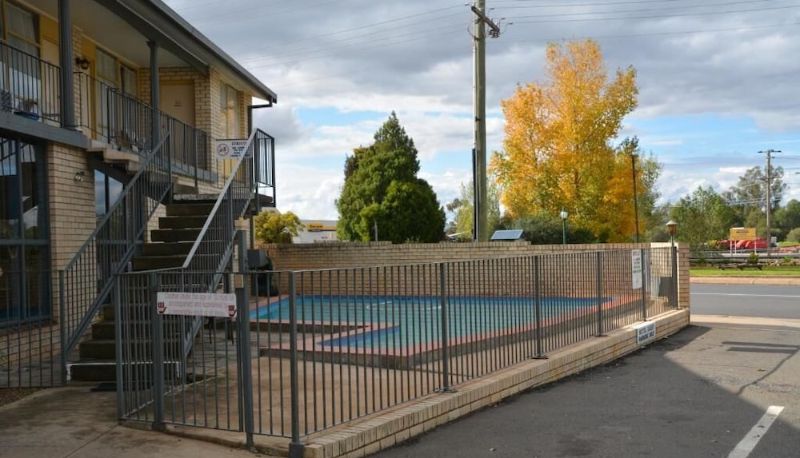 Piscina - Adrian Motel