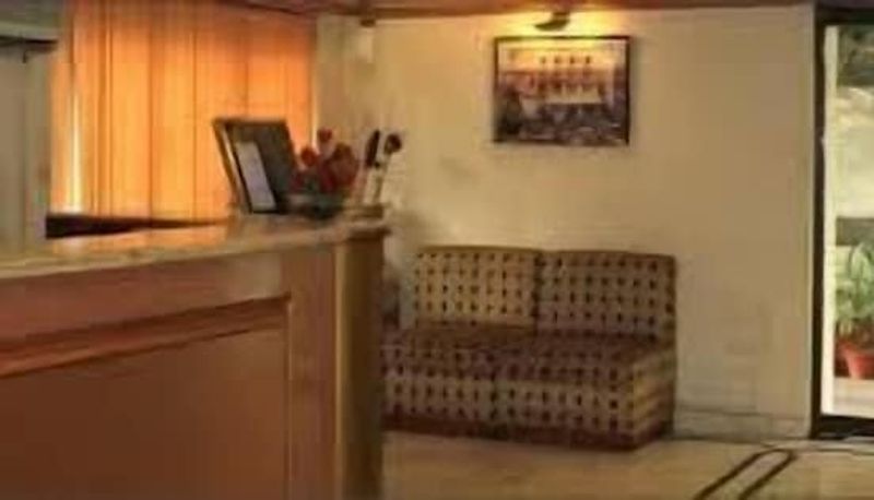 Sala - Pallavi International Hotel