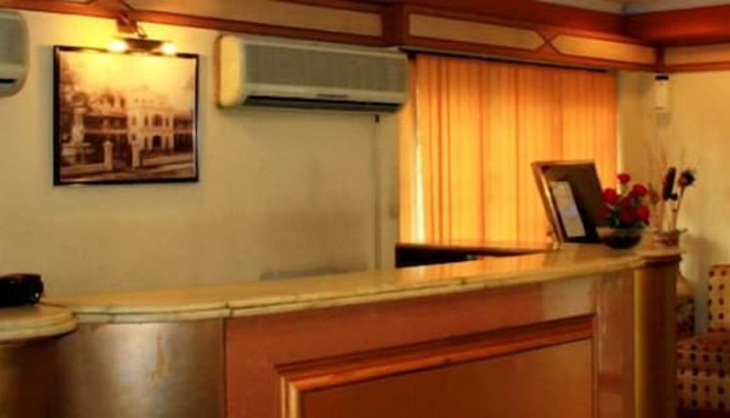Sala - Pallavi International Hotel