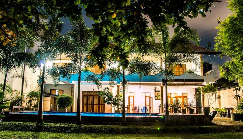 Piscine - Riverbank Bentota