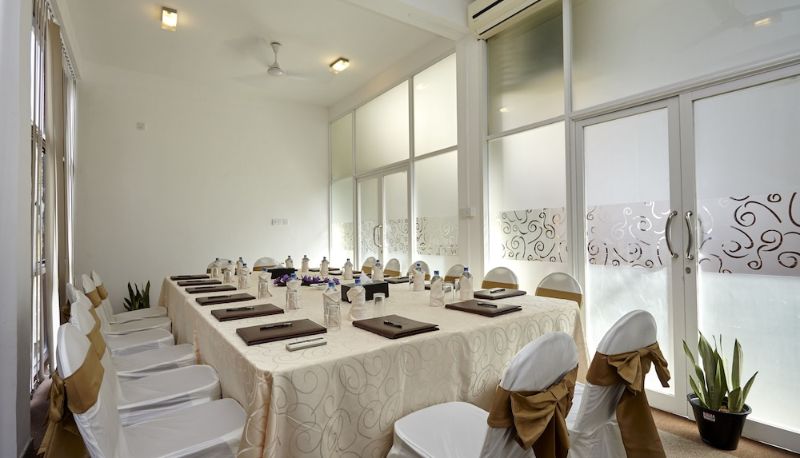 Sala na spotkanie - Gartons Cape