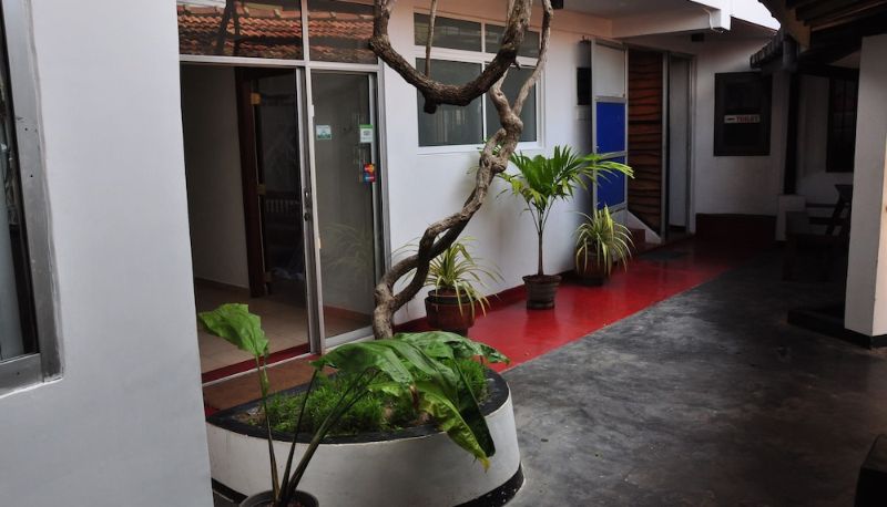 Recepción - SURF UNA Beach Hotel